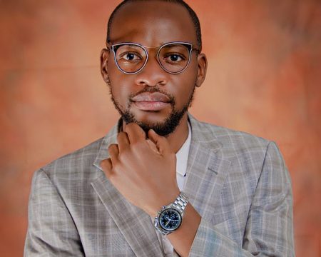 fashion-6240876_640 (c) Mesotoday